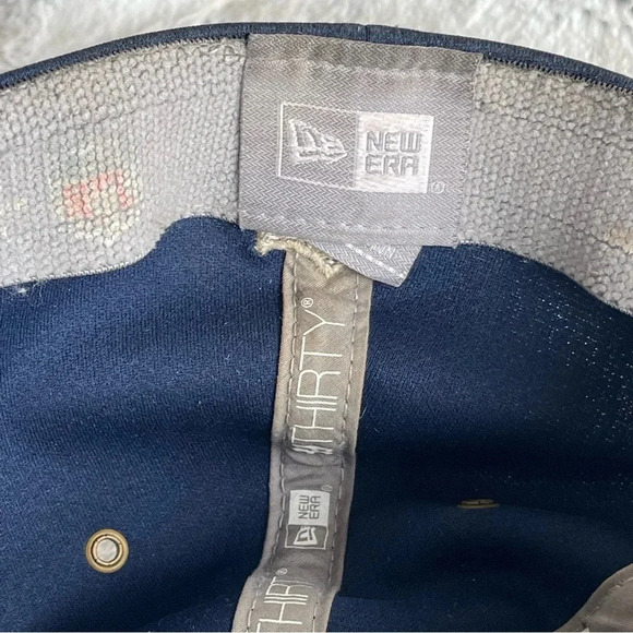 New England Patriots Men's New Era 39Thirty Flex Fit Hat - Picture 11 of 11